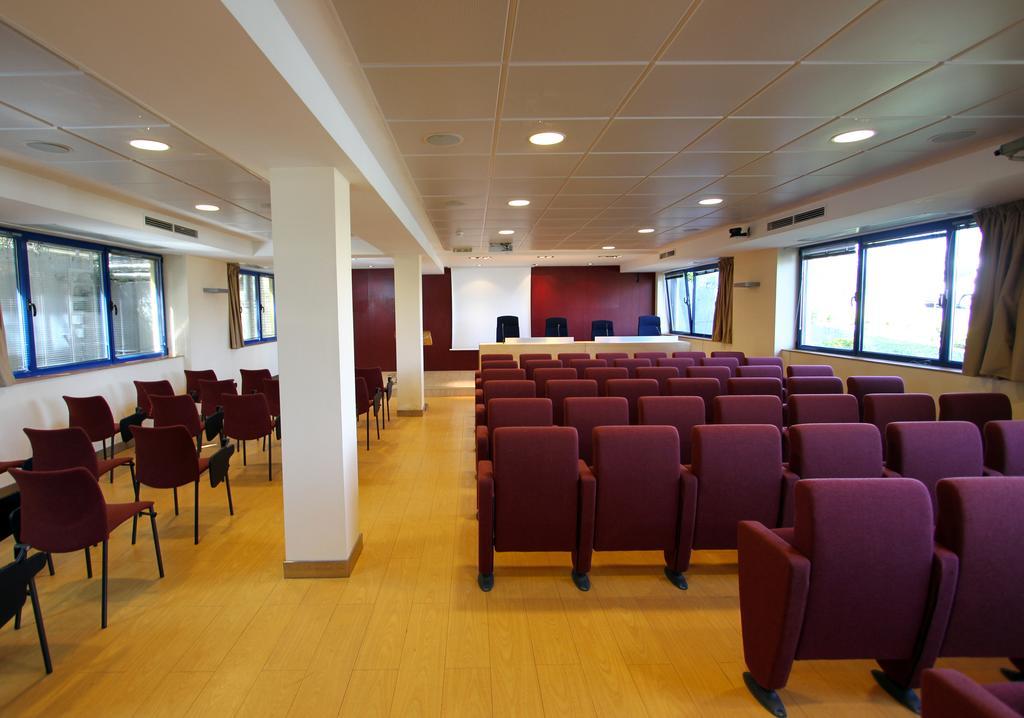Bilbao Hostel Ngoại thất bức ảnh
