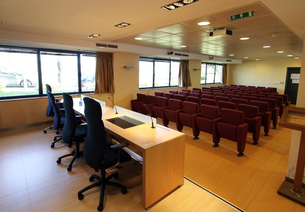 Bilbao Hostel Ngoại thất bức ảnh