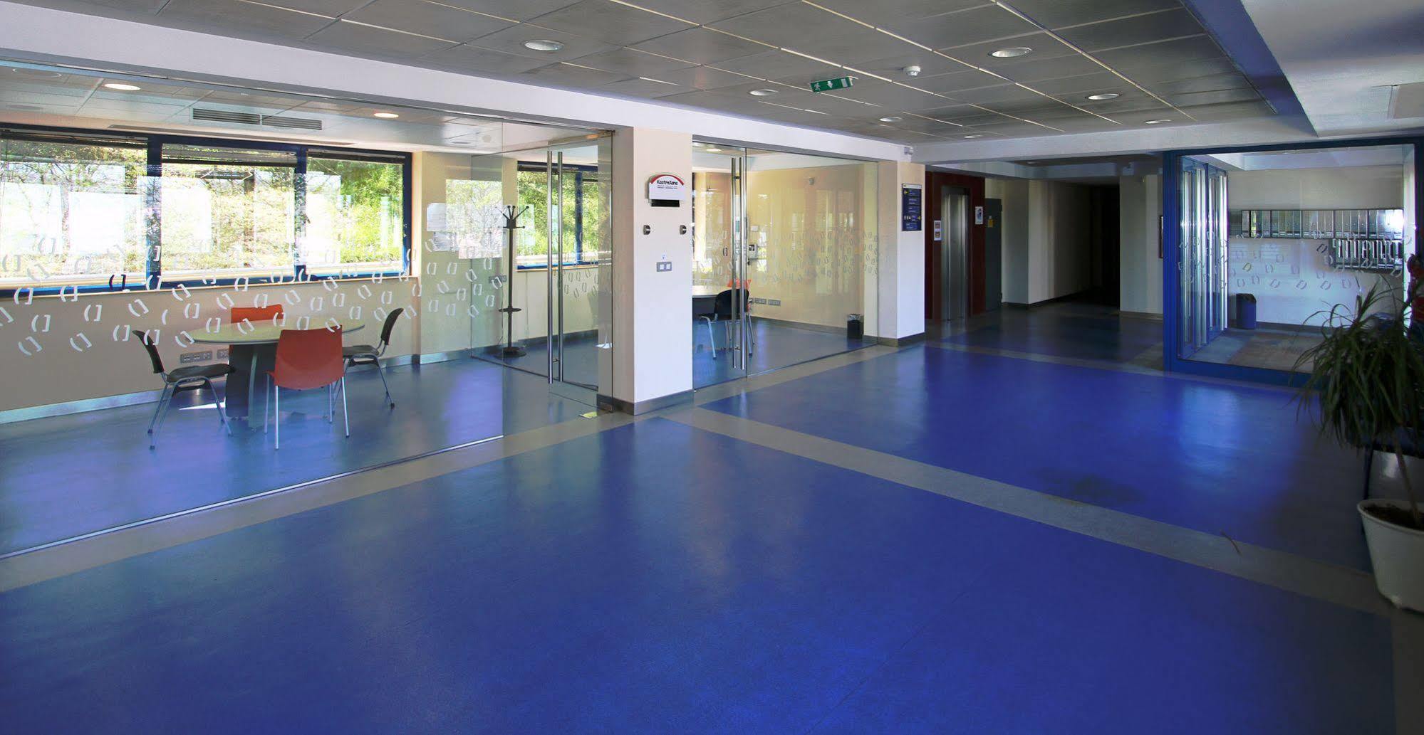 Bilbao Hostel Ngoại thất bức ảnh